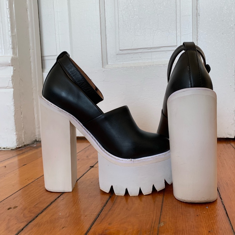 Jeffery Campbell Scully Heel